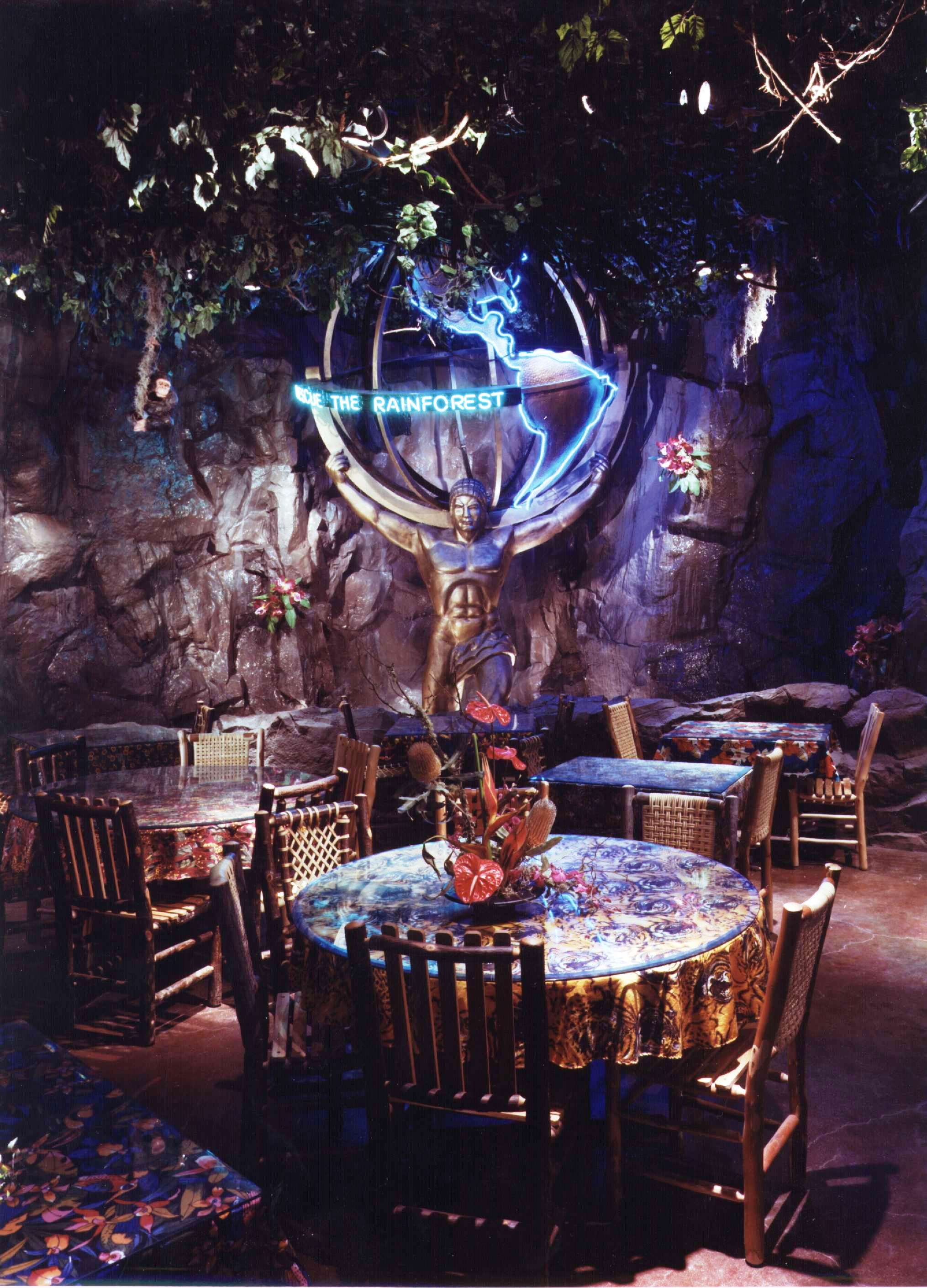Rainforest Cafe - Constructed by Retail Construction Services, Inc. - Food and Beverage Contractor