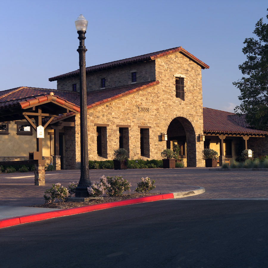 TPC Valencia, CA golf clubhouse constructed by RCS